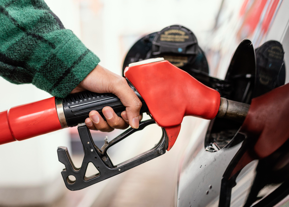 Diesel: Στα 15 λεπτά η κρατική επιδότηση – Έως 20 λεπτά η συνολική ελάφρυνση στην αντλία